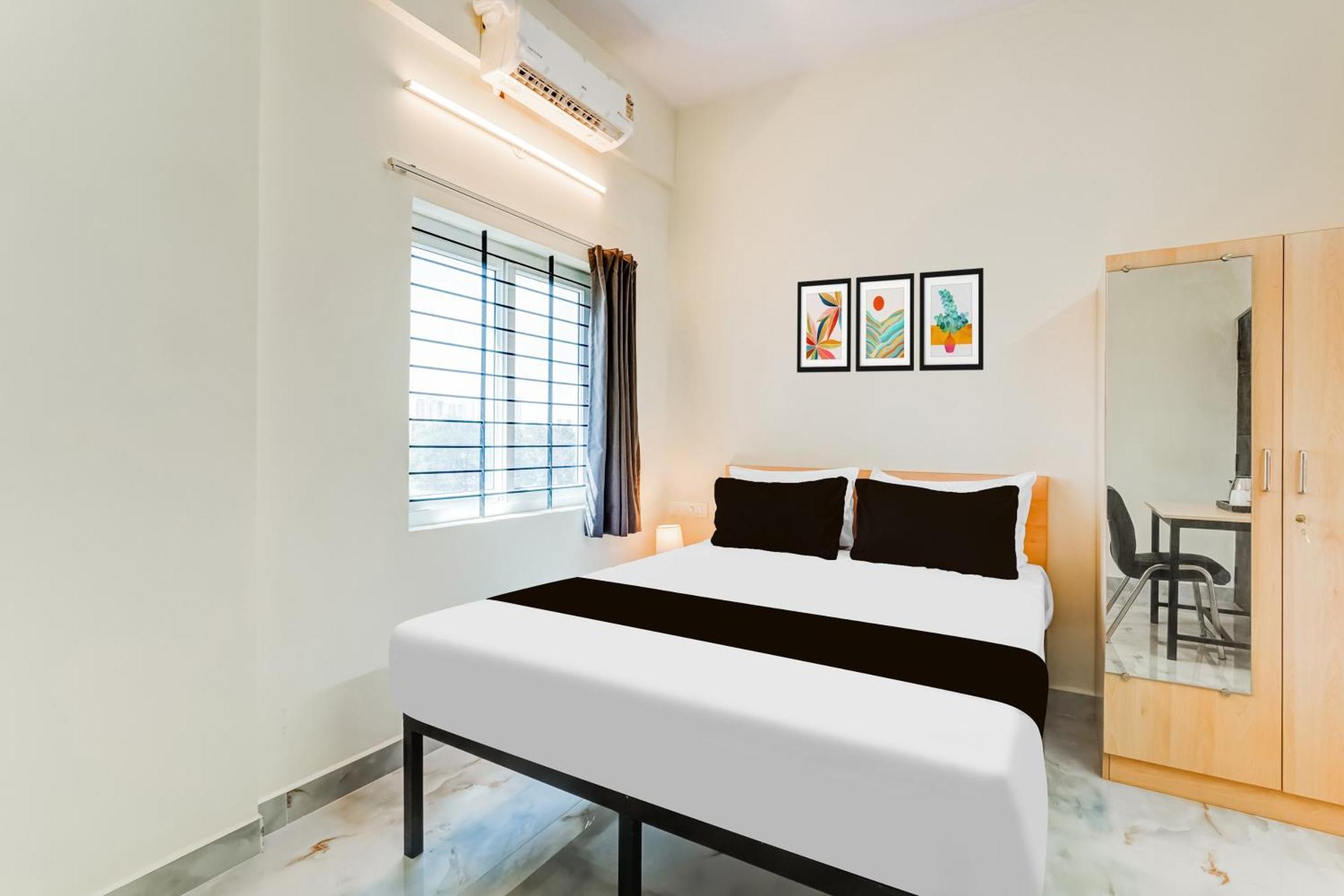 Super Townhouse Hennur Prakruthi Layout Hotel *